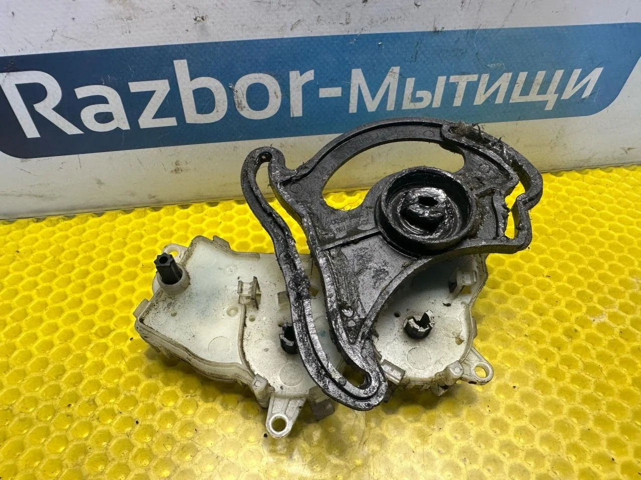 Блок управления заслонками печки Ford Focus рест. - миниатюра 5