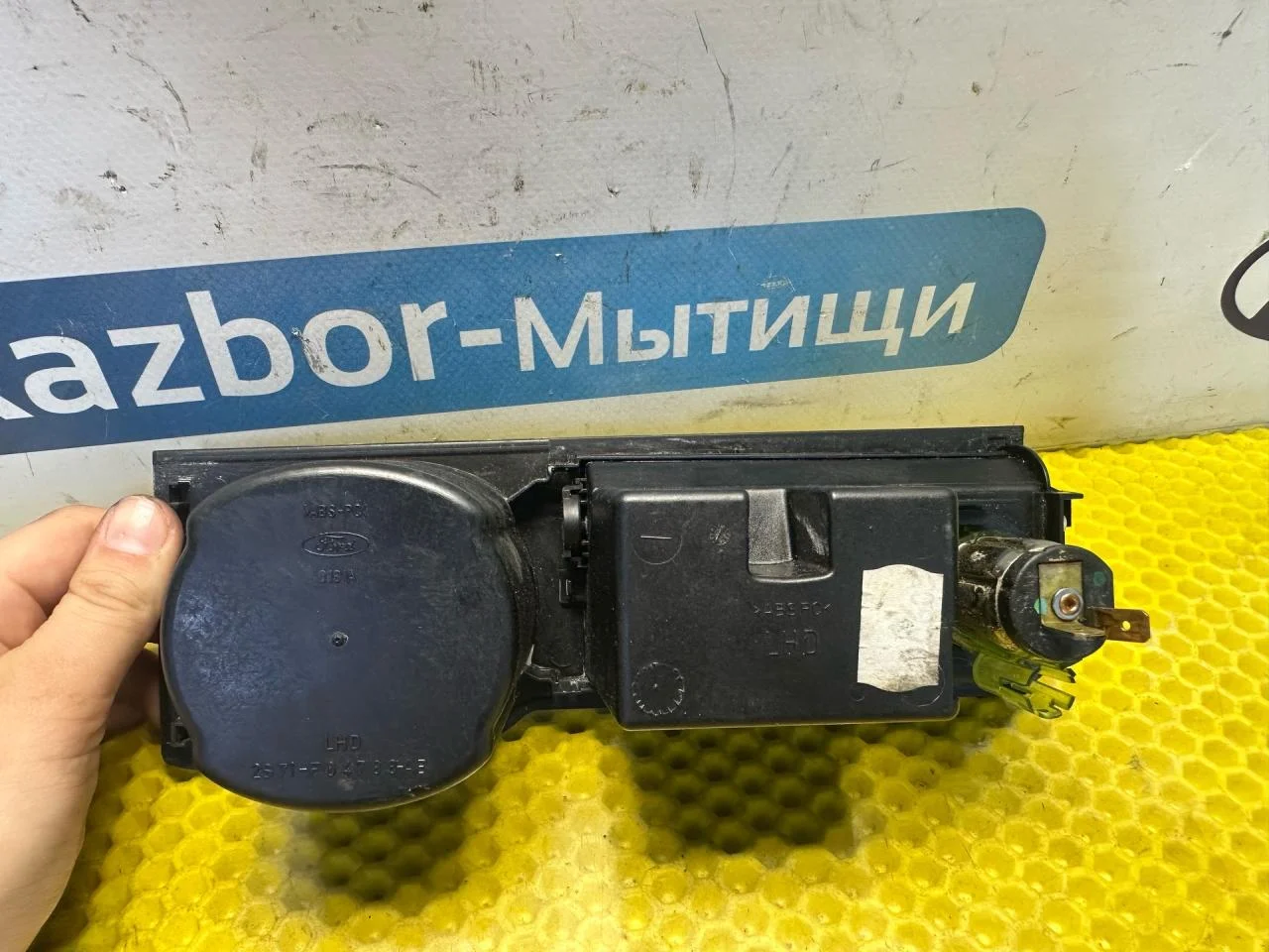 Подстаканник Ford Mondeo 3 рест. 2005 - миниатюра 6