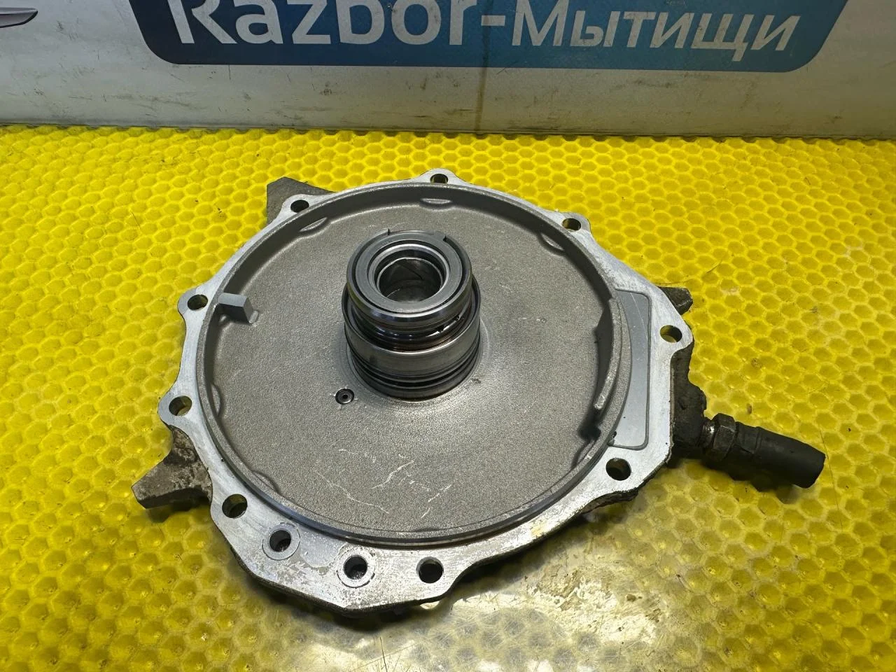 Крышка КПП Ford Focus рест. (2001 - 2005) - миниатюра 4