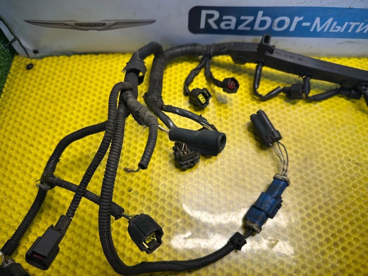 Проводка форсунок Ford Focus CAK 2001 - миниатюра 2