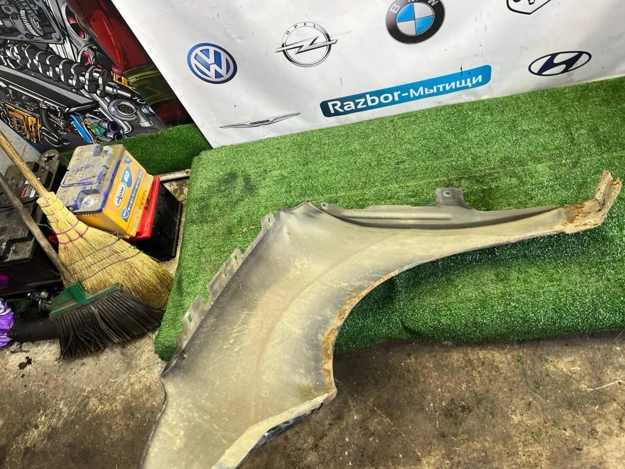 Крыло переднее правое Ford Focus рест. - миниатюра 6