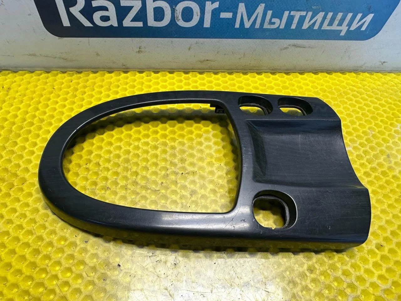 Декоративная накладка центральной консоли Ford - миниатюра 5