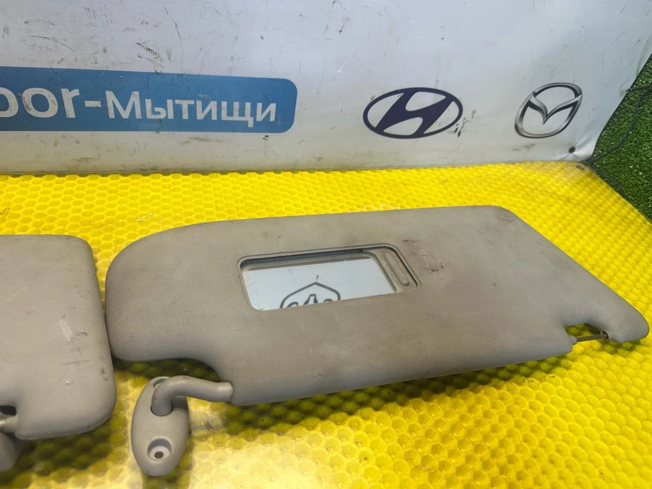 Солнцезащитный козырек Ford Focus (1998 - 2001) - миниатюра 6