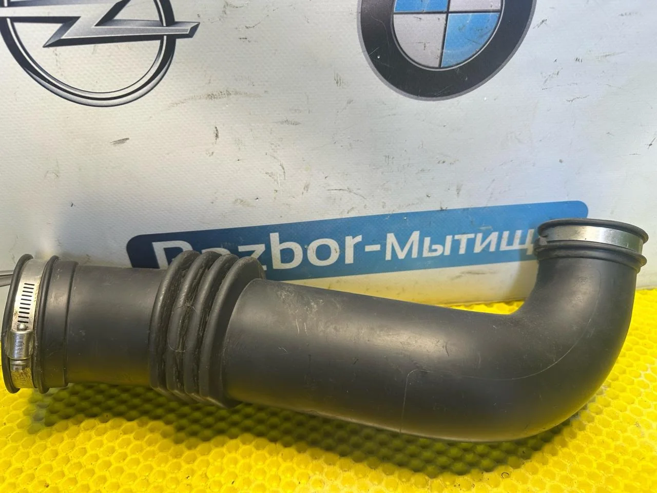 Патрубок воздушного фильтра Ford Focus рест. 2004 - миниатюра 4