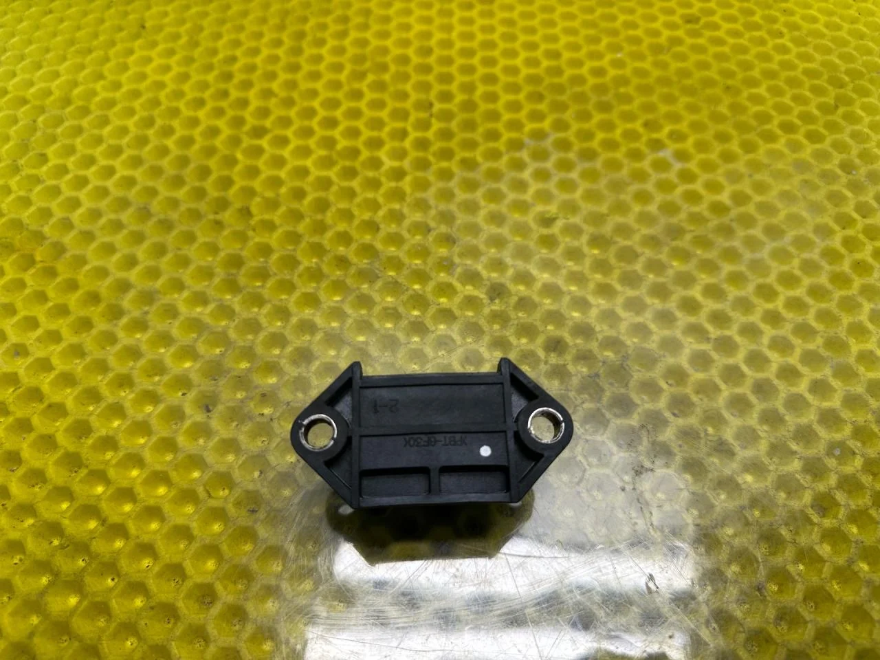 Датчик ускорения Hyundai Getz 2005 39360-22040 - миниатюра 4