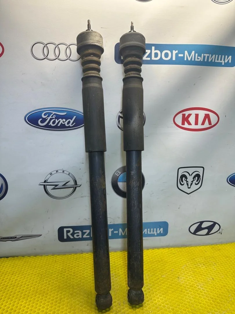 Амортизатор задний Ford Focus рест. 2004 - изображение 1