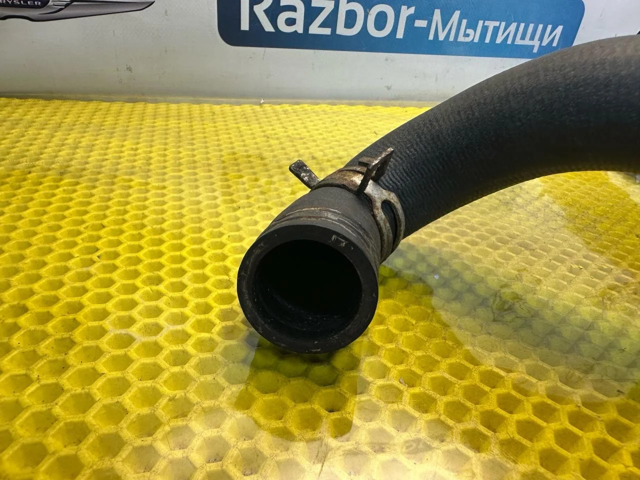 Патрубок охлаждения Peugeot 406 рест. 2002 - миниатюра 6