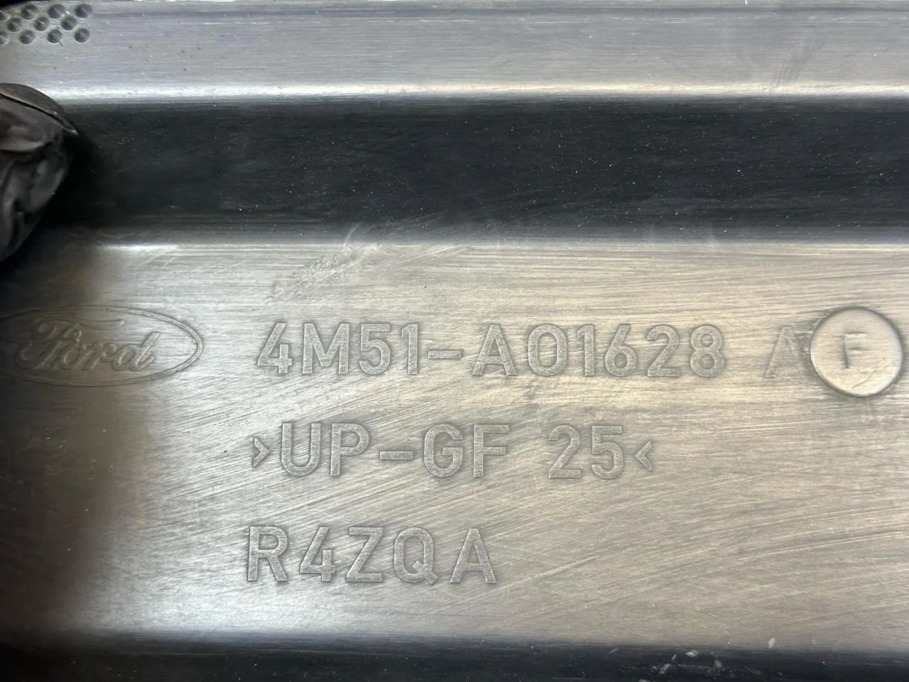 Жабо Ford Focus 2 BK 2006 4M51-A01628 - миниатюра 5