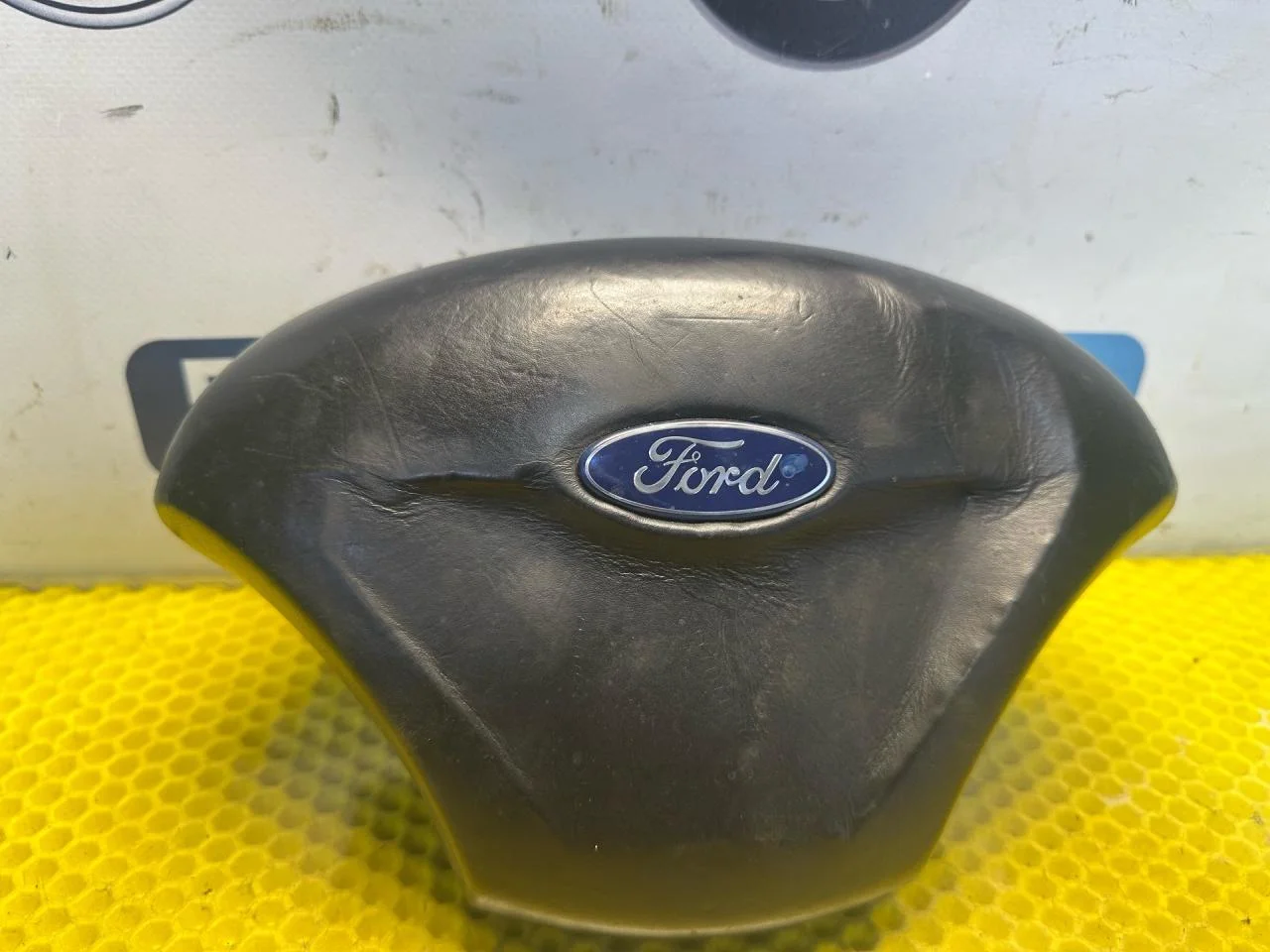 Подушка безопасности водителя Ford Focus рест. - изображение 1