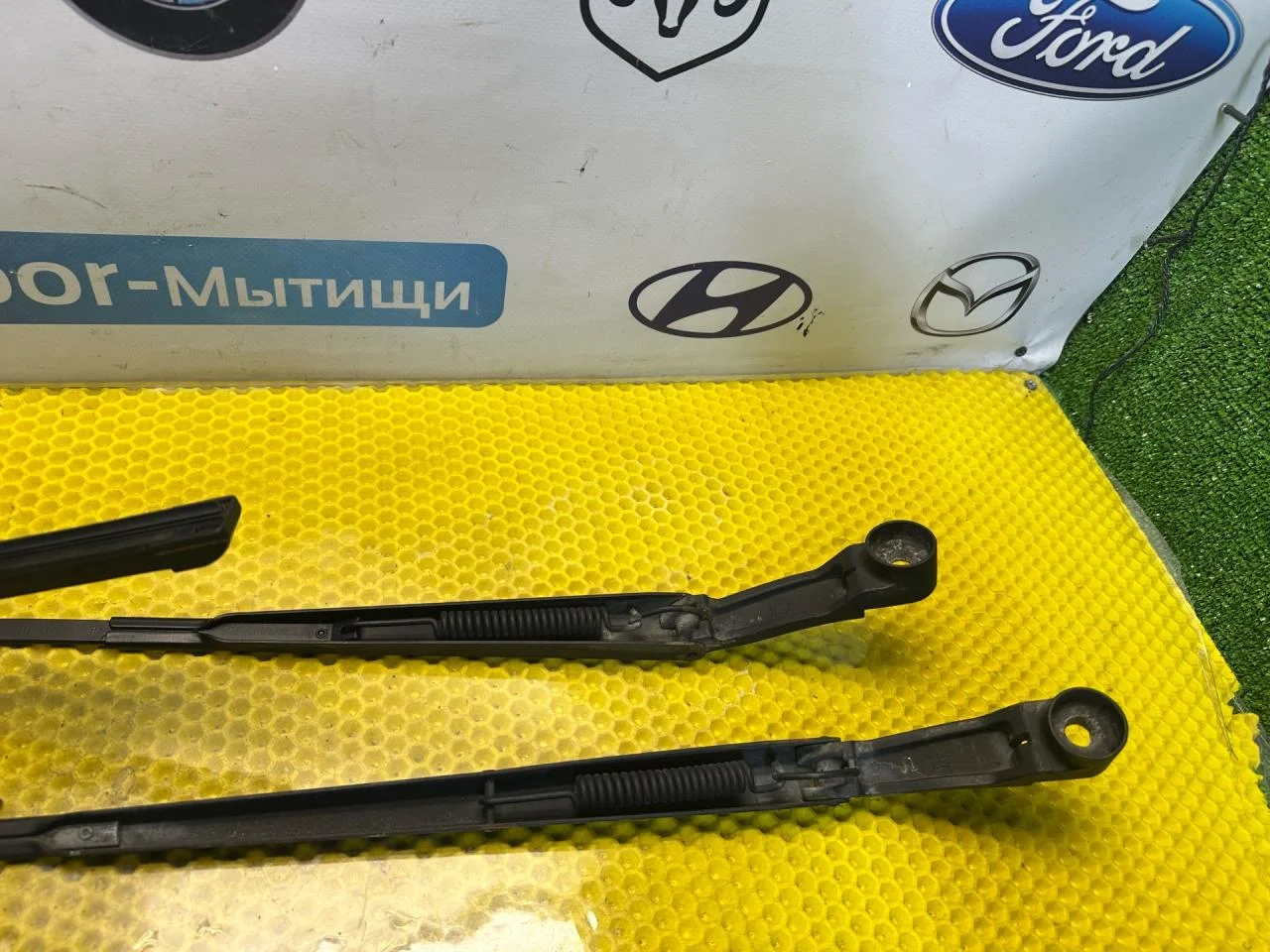 Поводок стеклоочистителя Hyundai Getz 2005 - миниатюра 6