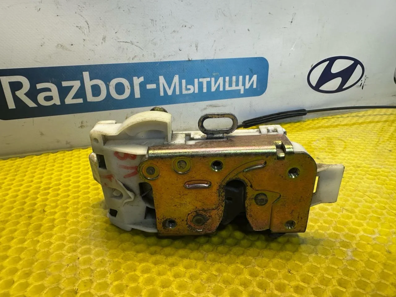 Замок двери задней левой Ford Focus рест. 2004 - миниатюра 5