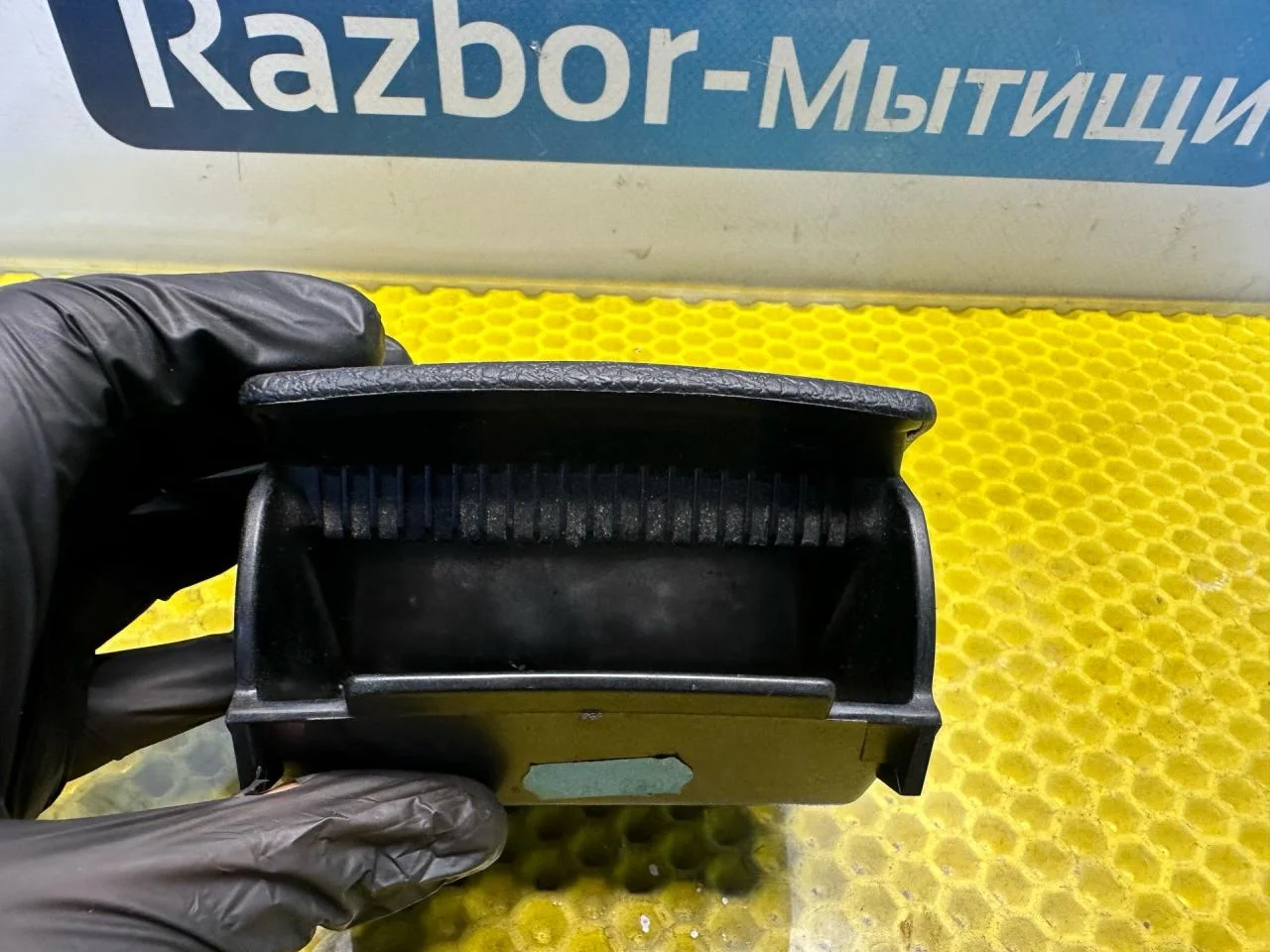 Пепельница Peugeot 406 рест. 2002 - миниатюра 5