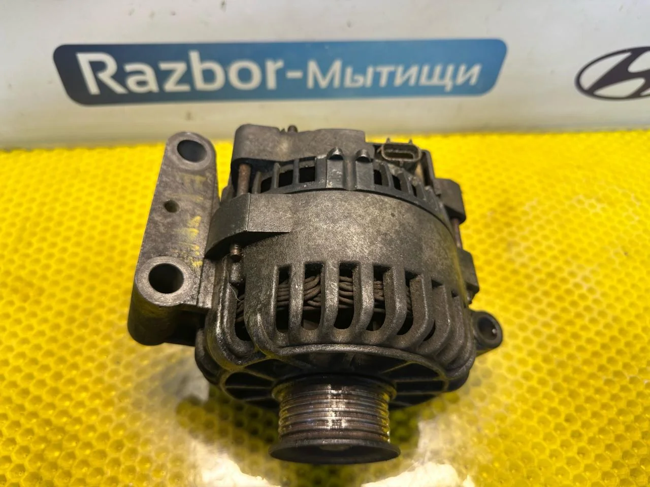 Генератор Ford Focus CAK 2001 - миниатюра 2