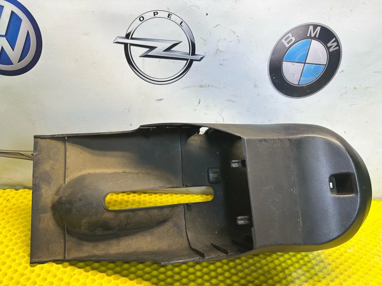 Кожух рулевой колонки BMW 5 E34 1990 - миниатюра 5