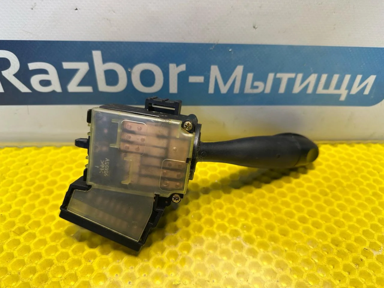 Переключатель поворотов Hyundai Getz 2005 32932A - миниатюра 4