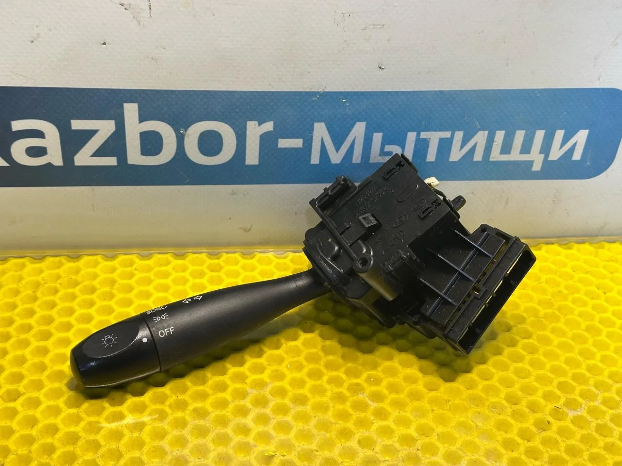 Переключатель поворотов Hyundai Getz 2005 32932A - миниатюра 6