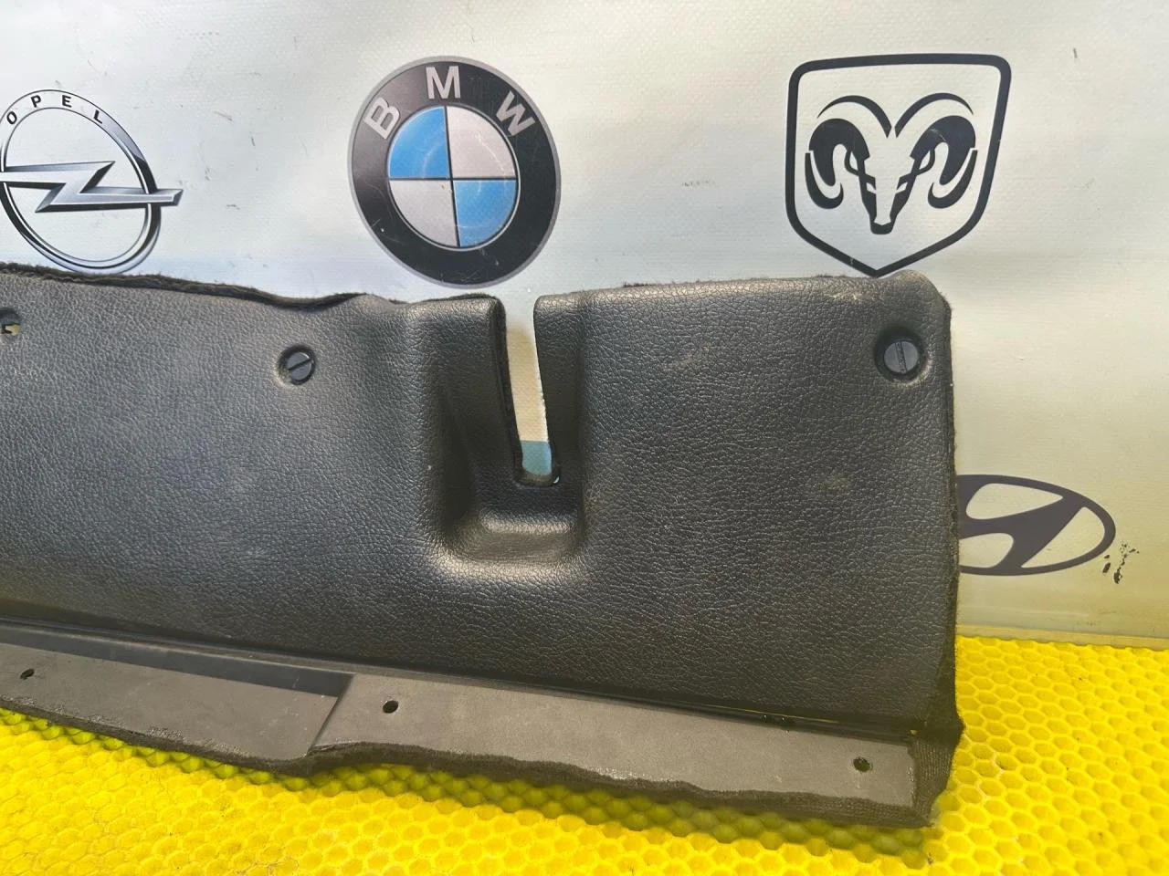 Кожух рулевой колонки Peugeot 406 рест. 2002 - миниатюра 3