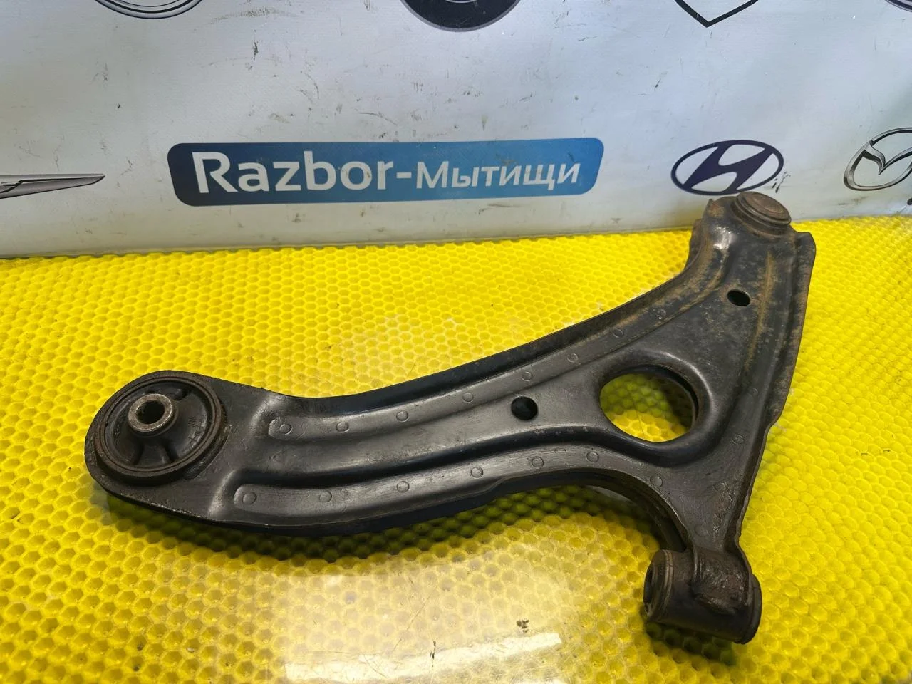 Рычаг передний левый Hyundai Getz 2005 - миниатюра 2