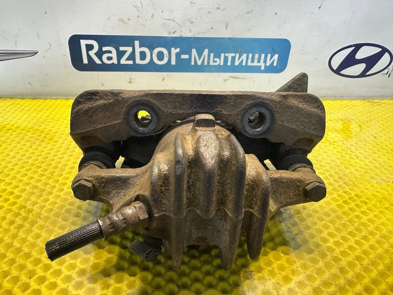 Суппорт тормозной передний правый Peugeot 406 - миниатюра 5
