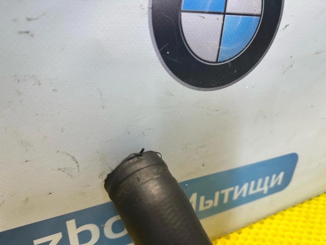 Патрубок охлаждения Ford Focus рест. 2004 - миниатюра 4