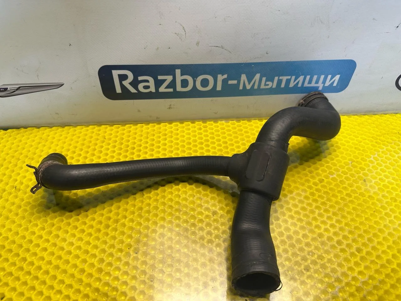Патрубок охлаждения Ford Focus рест. 2004 - миниатюра 5