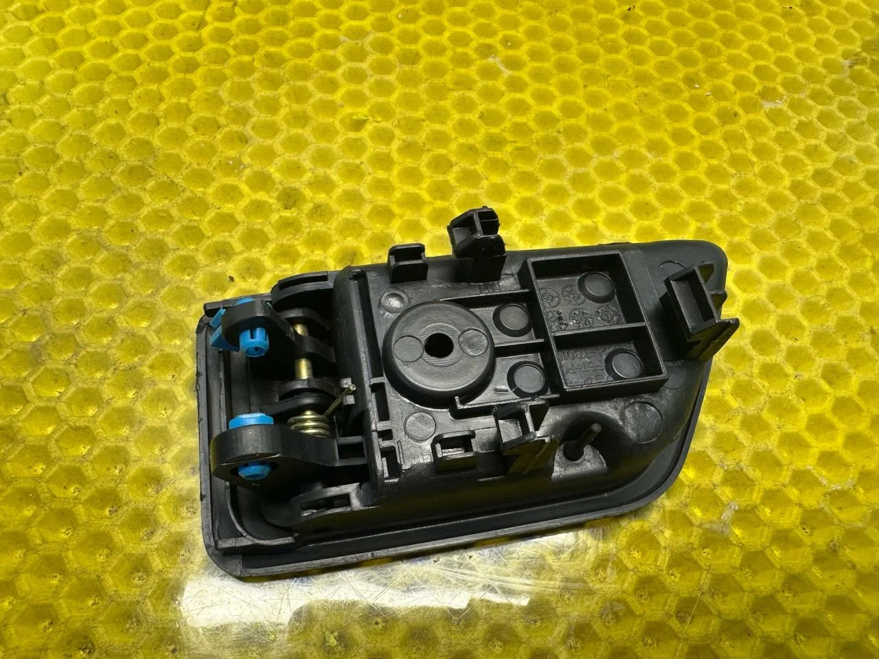 Ручка внутренняя двери задней левой Hyundai Getz - миниатюра 6