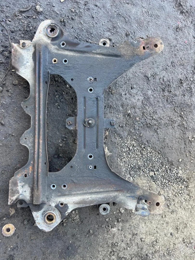 Передняя балка Peugeot 406 2002 - миниатюра 6