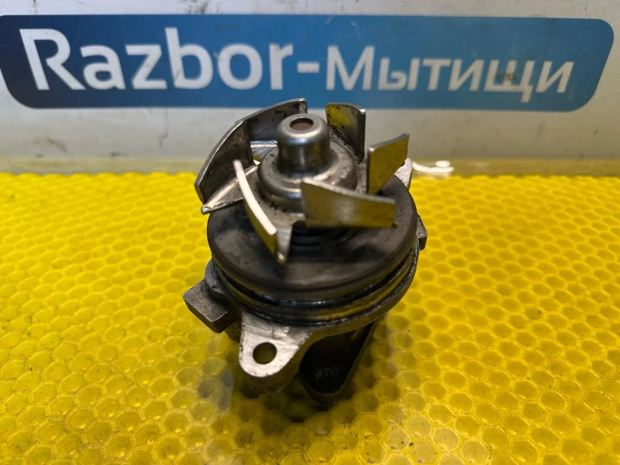 Водяная помпа Ford Mondeo 4, 2.3 бензин - изображение 1