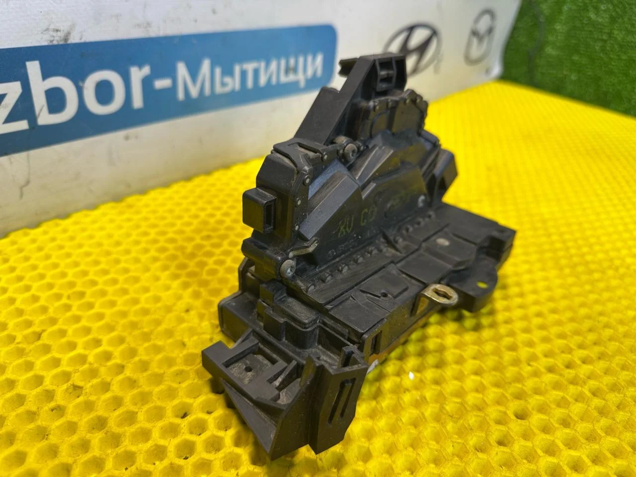 Замок двери задней правой Ford Focus - миниатюра 3