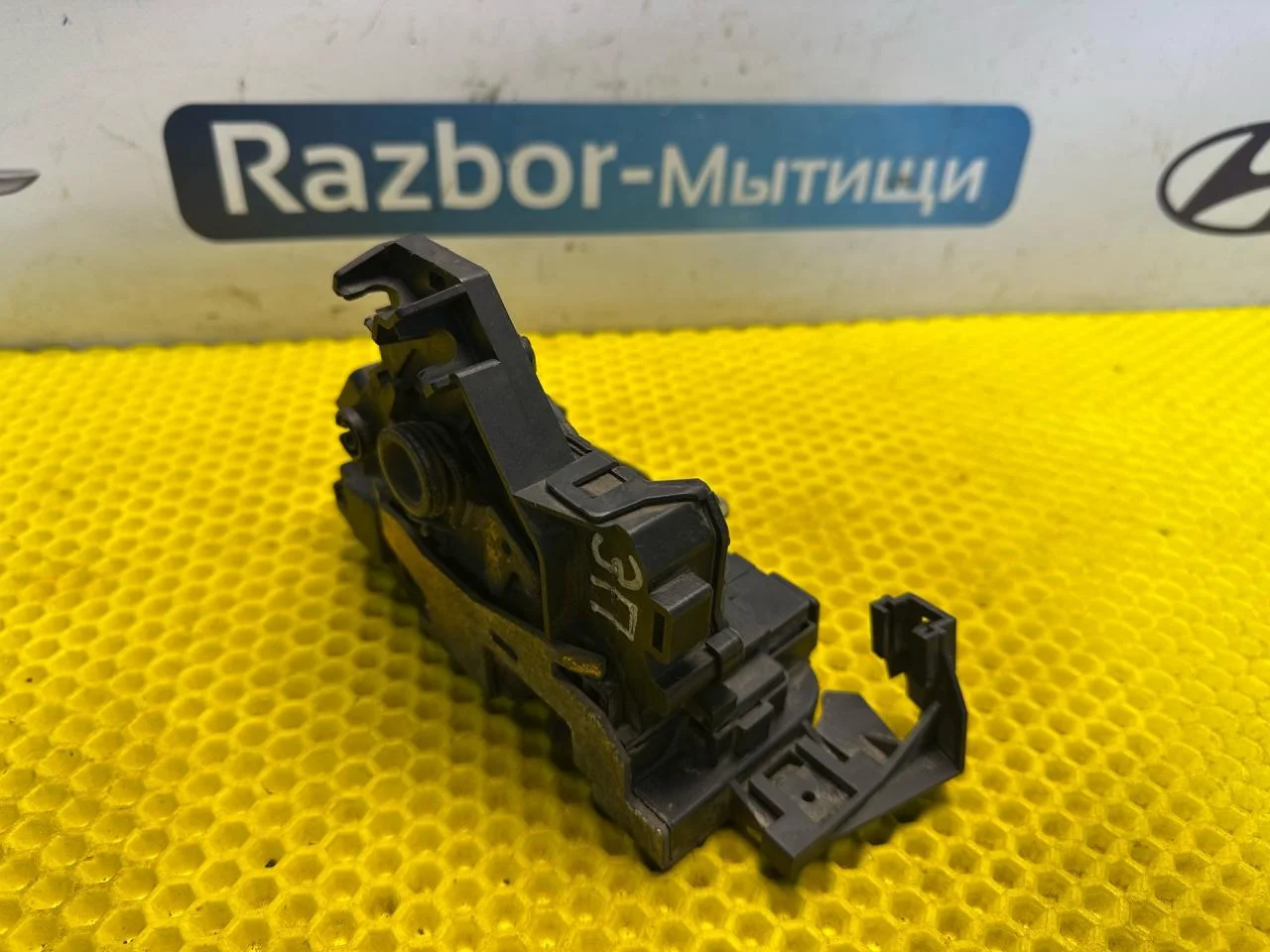 Замок двери задней правой Ford Focus - миниатюра 8