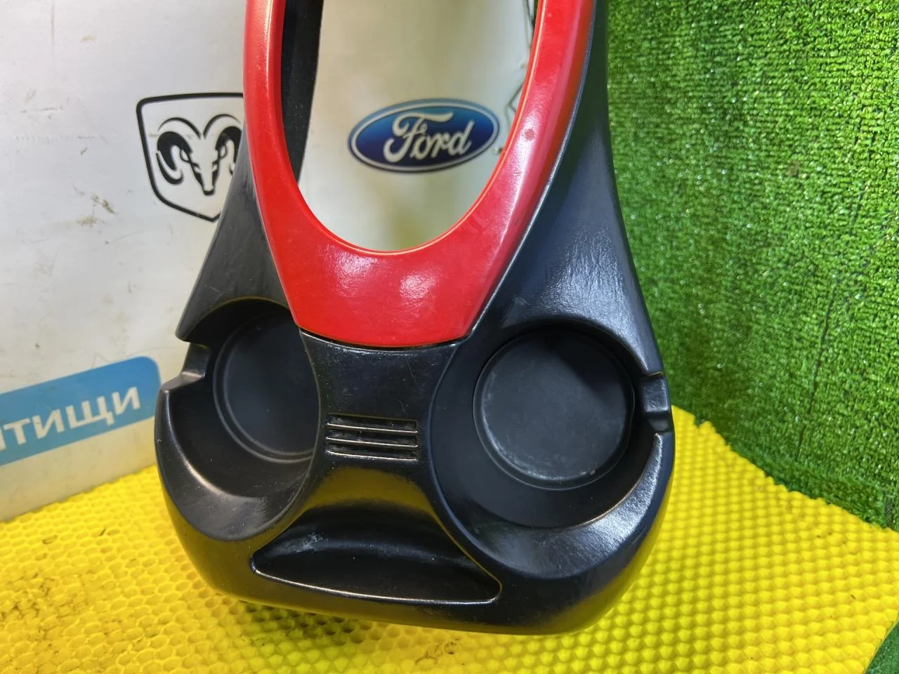 Консоль салона Ford Focus 1 - миниатюра 2