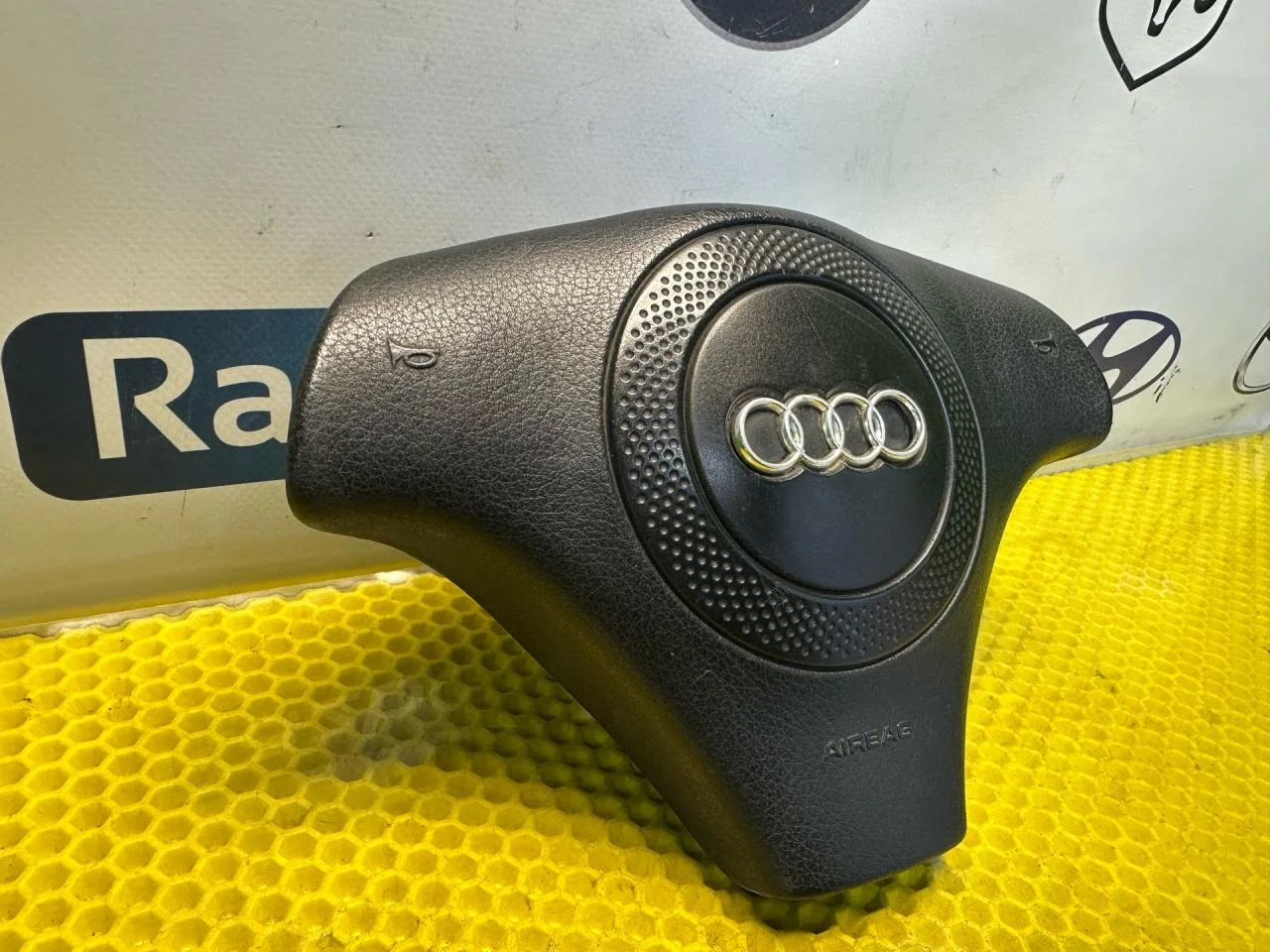 Подушка безопасности водителя Audi A6 C5 1999 - миниатюра 2