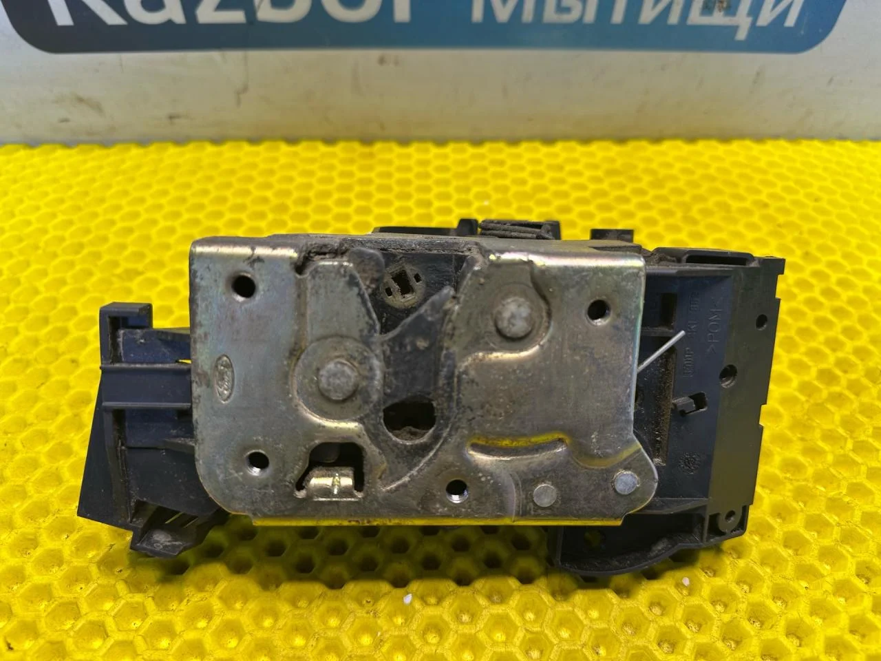 Замок двери задней левой Ford Focus 1 - миниатюра 7