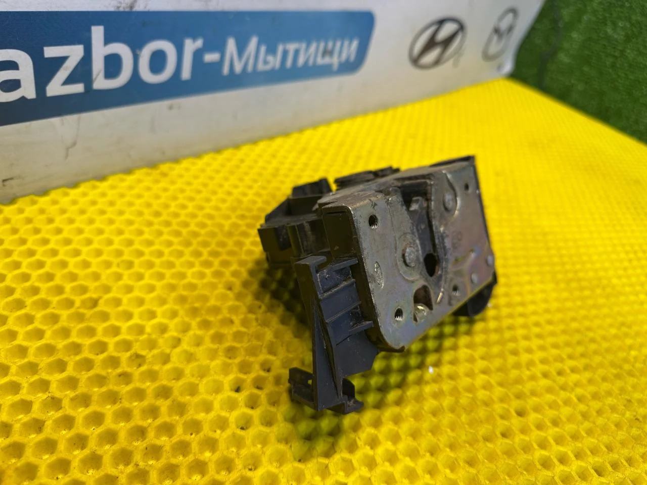 Замок двери задней левой Ford Focus 1 - миниатюра 8