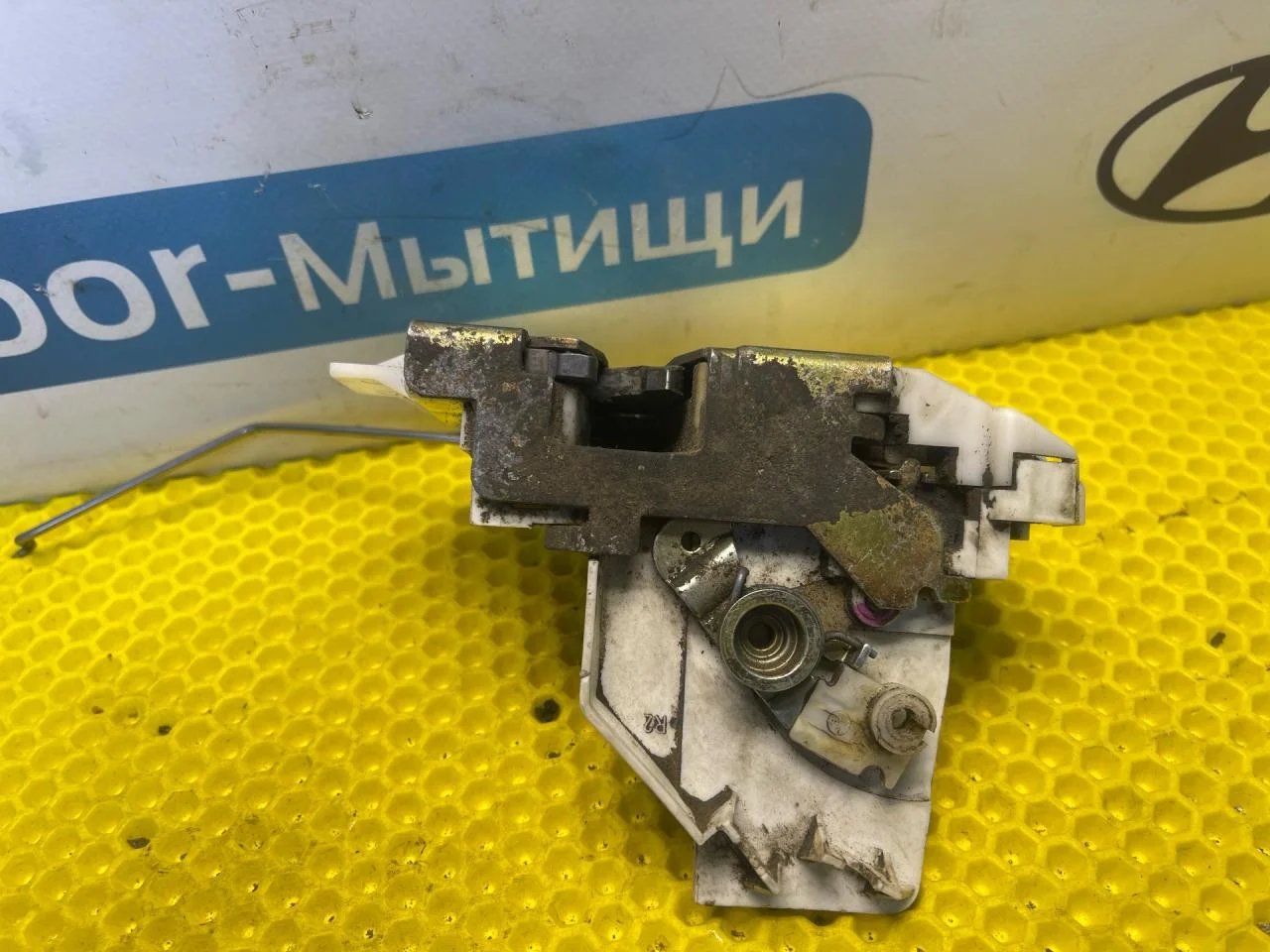 Замок двери передней правой Ford Focus 1 - миниатюра 6
