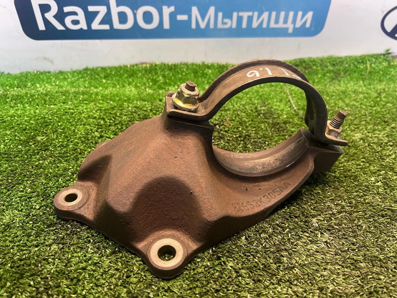 Кронштейн полуоси Ford Focus 1 2003 - миниатюра 3