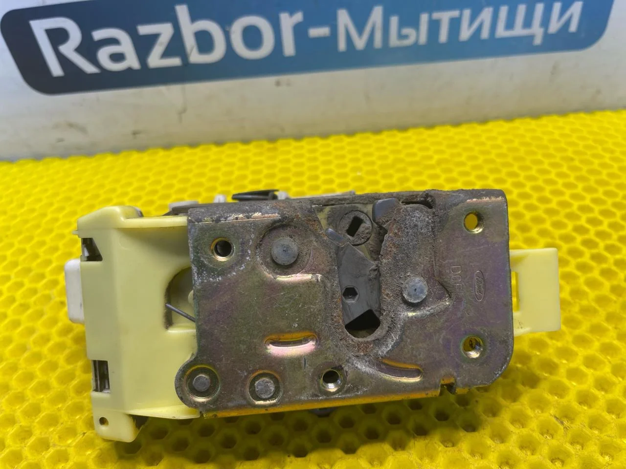 Замок двери задней правой Ford Focus 1 - миниатюра 7