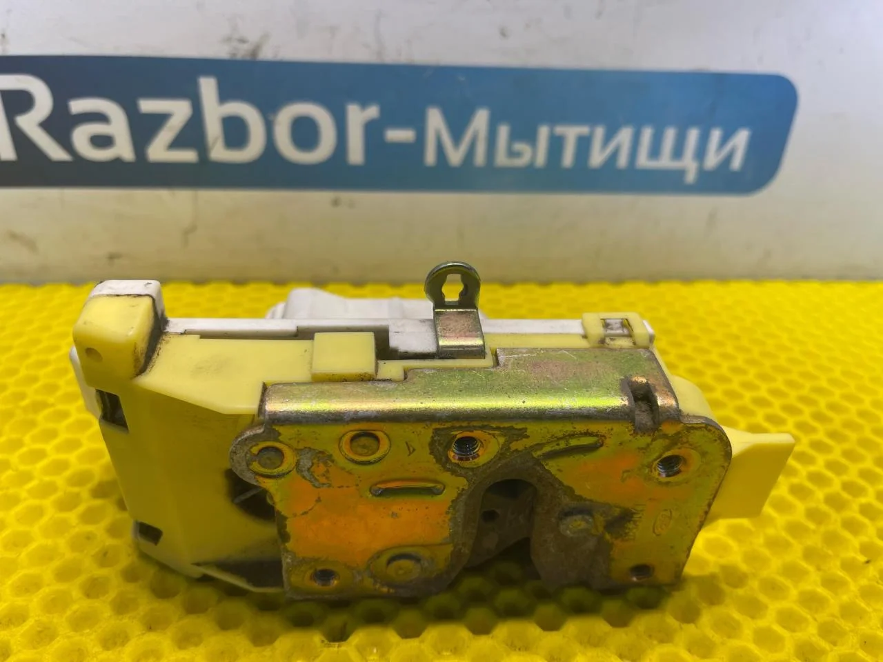 Замок двери задней левой Ford Focus 1 седан - миниатюра 5