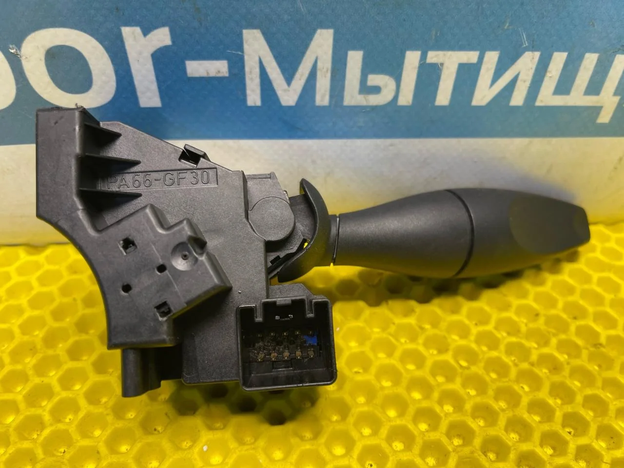 Переключатель поворотов Ford Focus 2001 - миниатюра 4