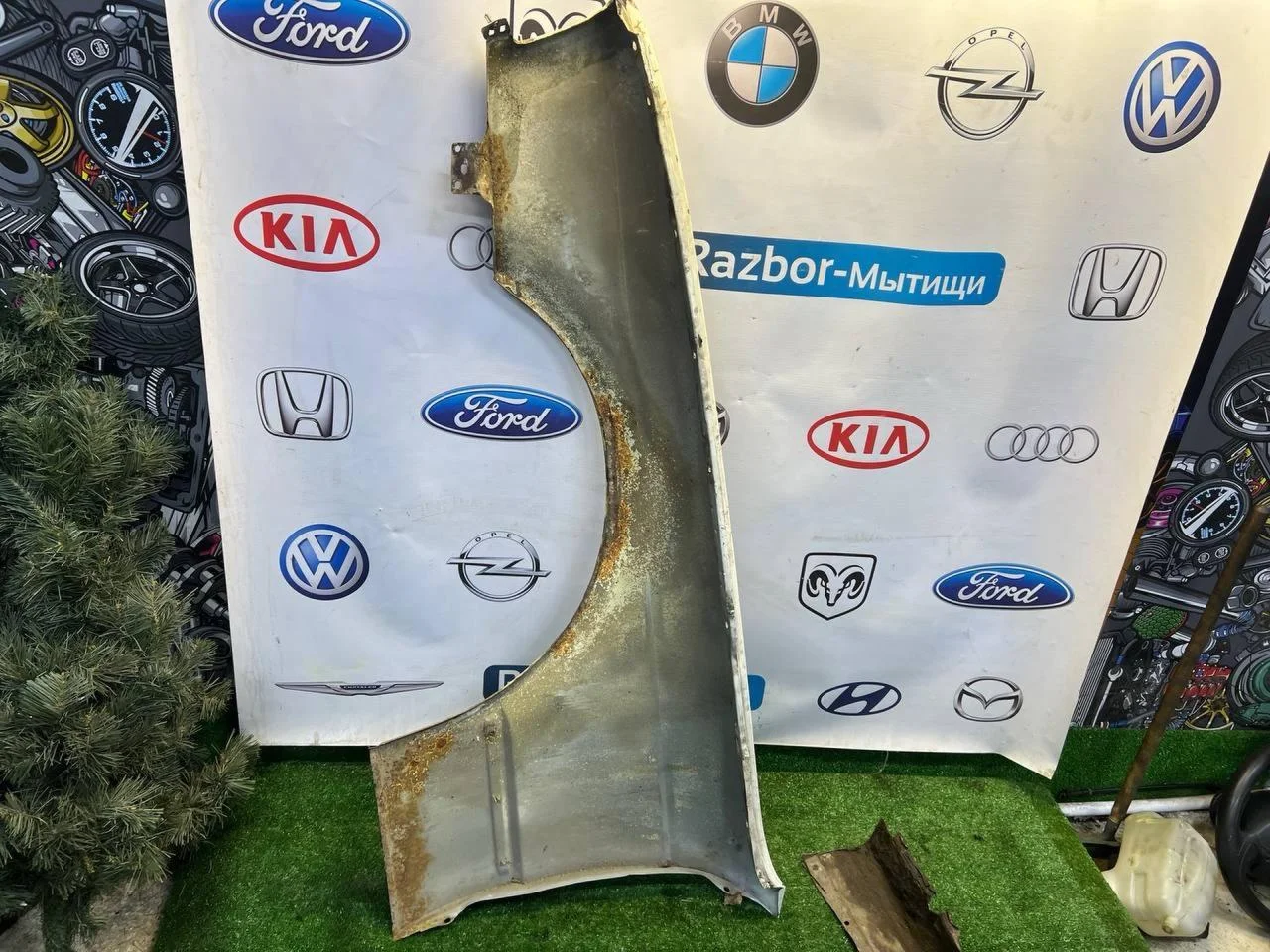 Крыло переднее правое BMW 5 E34 - миниатюра 7