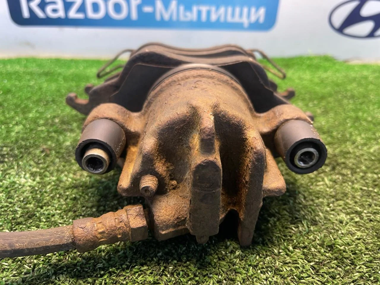 Суппорт передний правый Ford Focus 1 - миниатюра 5