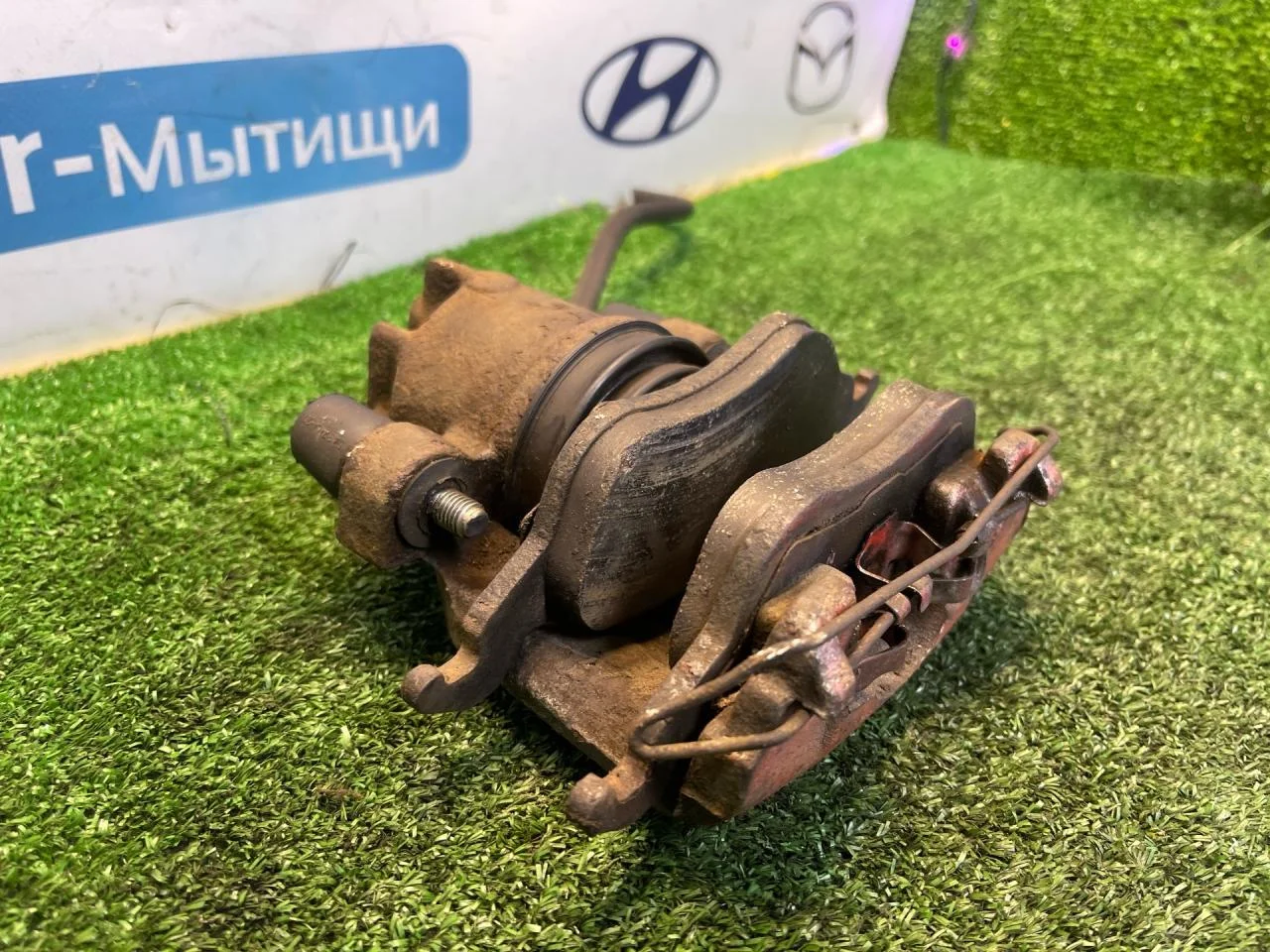 Суппорт передний правый Ford Focus 1 - миниатюра 7