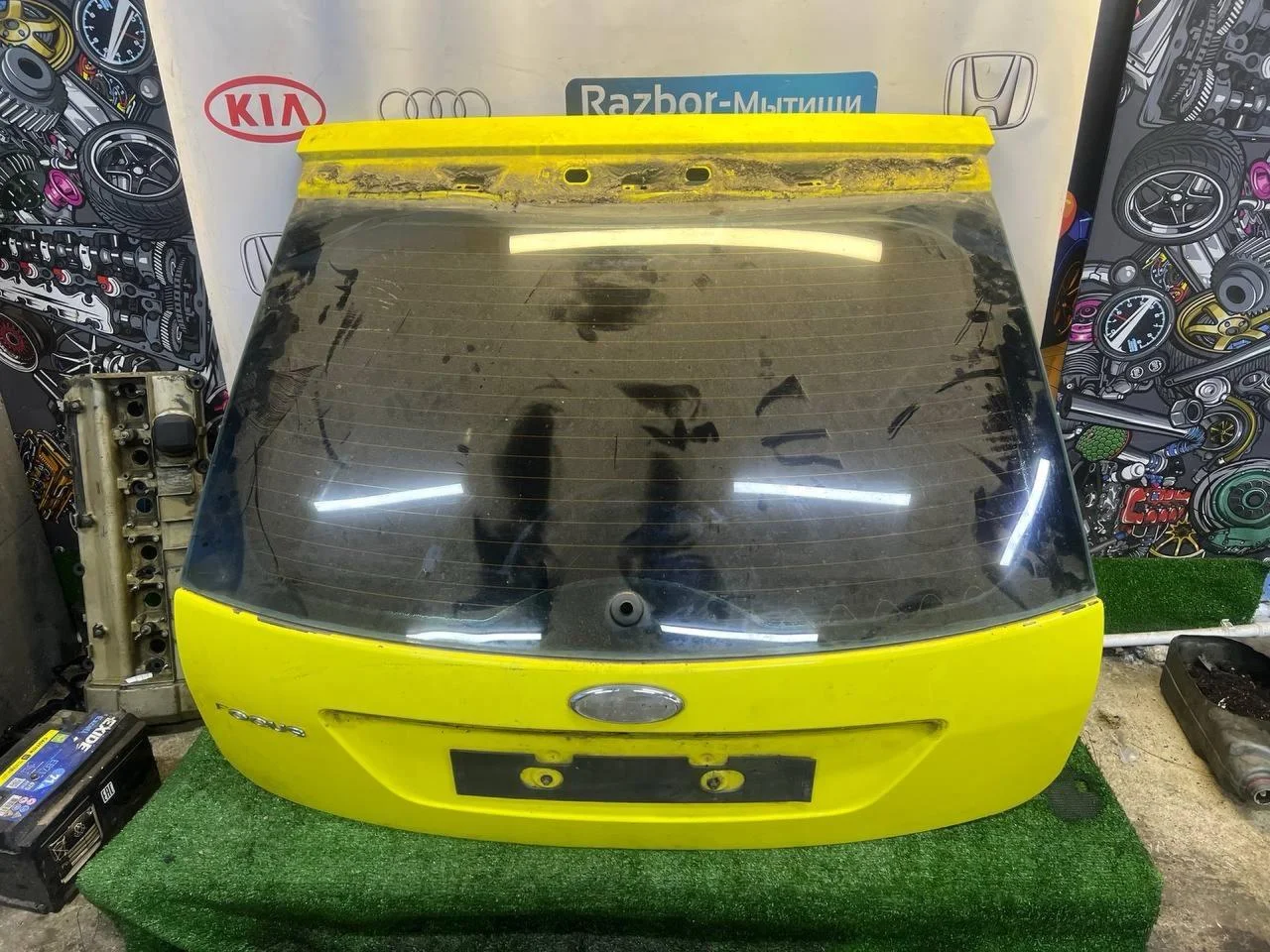 Крышка багажника Ford Focus 2 BK 2006 - изображение 1