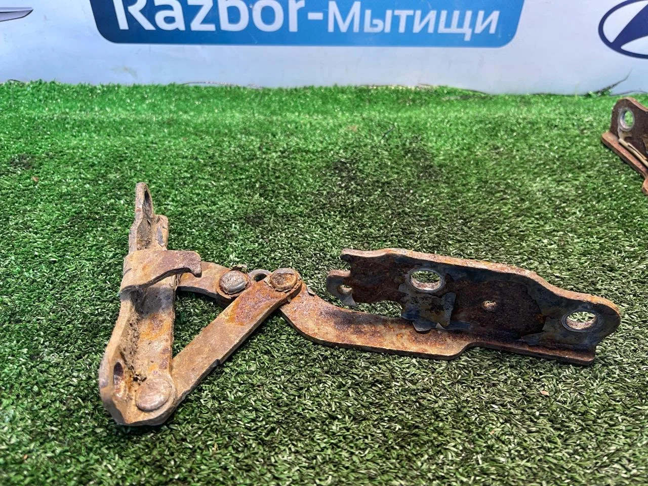 Петля капота Kia Magentis рест. GD 2006 - миниатюра 2