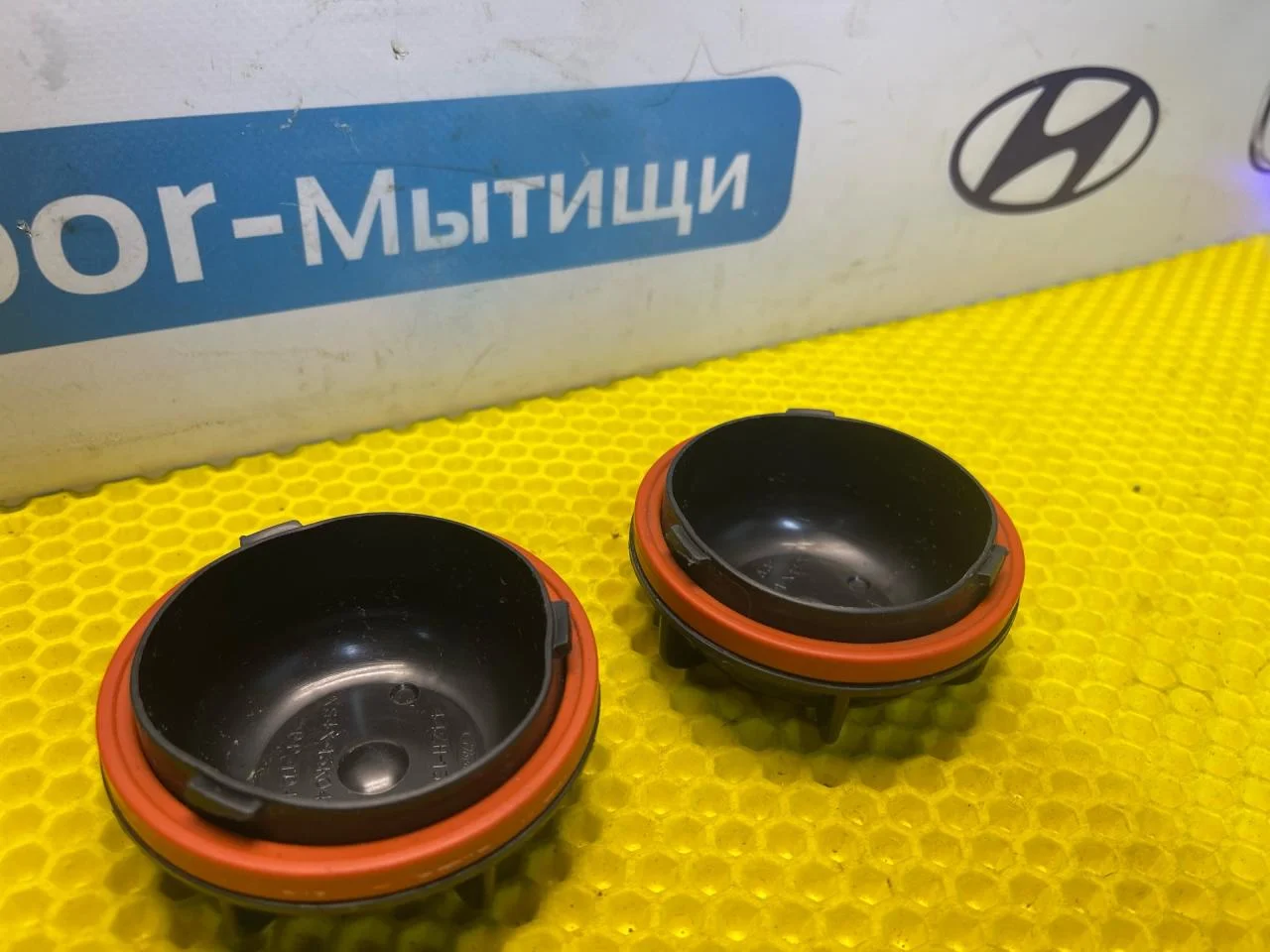 Крышка фары Ford Focus 1 - миниатюра 5