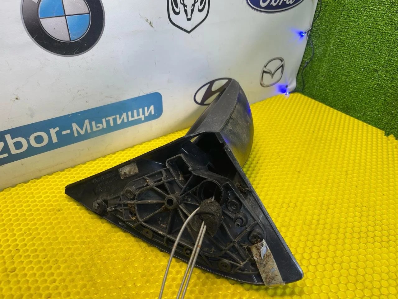 Зеркало правое Ford Focus 1 - миниатюра 9