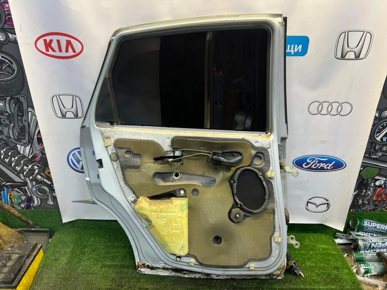 Дверь задняя левая Ford Focus 1 - миниатюра 5