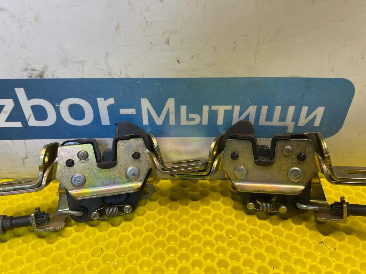 Замок спинки сиденья Ford Focus 1 usa - миниатюра 2