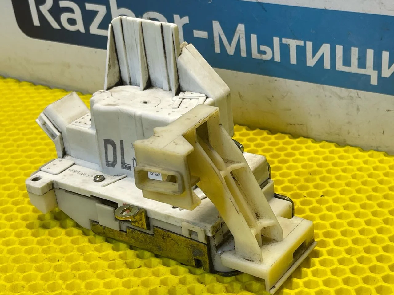 Замок двери задней левой Ford Mondeo - миниатюра 4