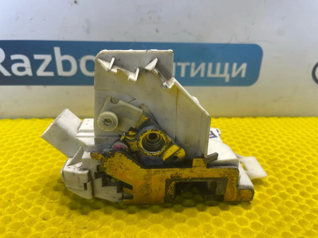 Замок двери Ford Focus правый - миниатюра 6